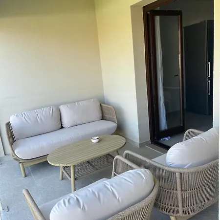 Апартаменти Bianco Deluxe *